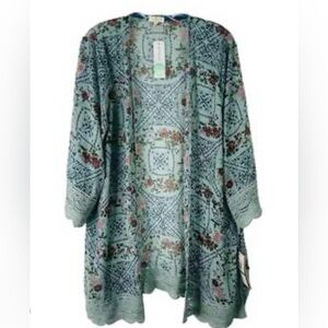 Floral Lace Kimono Wrap